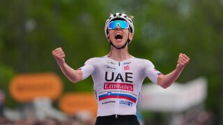 Giro d-Italia 2024 - 2a tappa - Ultimo Km: Tadej Pogacar come Pantani, l'impresa a Oropa - 05 05 2024 - RaiPlay