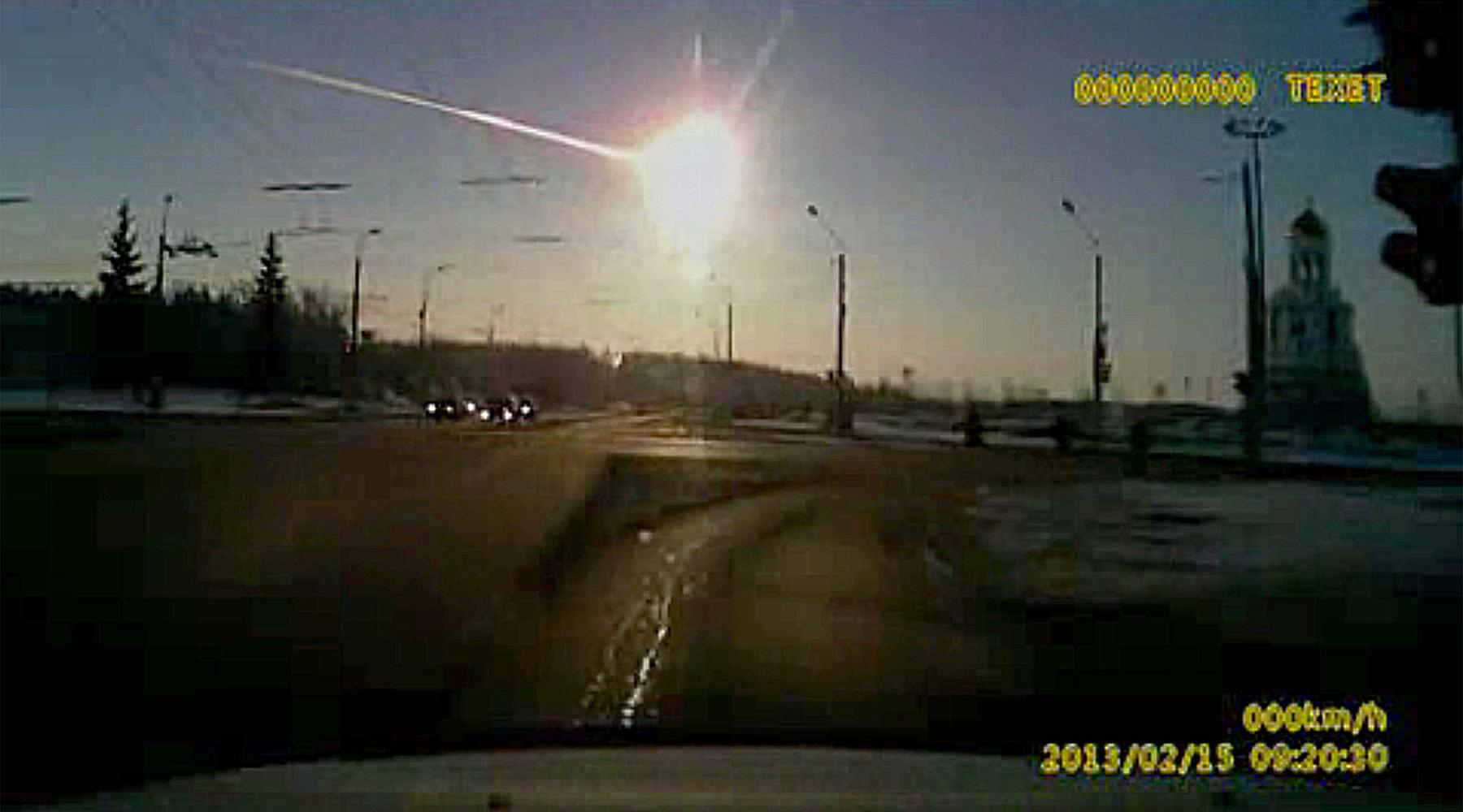 Napisz Czym Się Różni Meteor Od Meteorytu Il meteorite di Chelyabinsk - Photogallery - Rai News