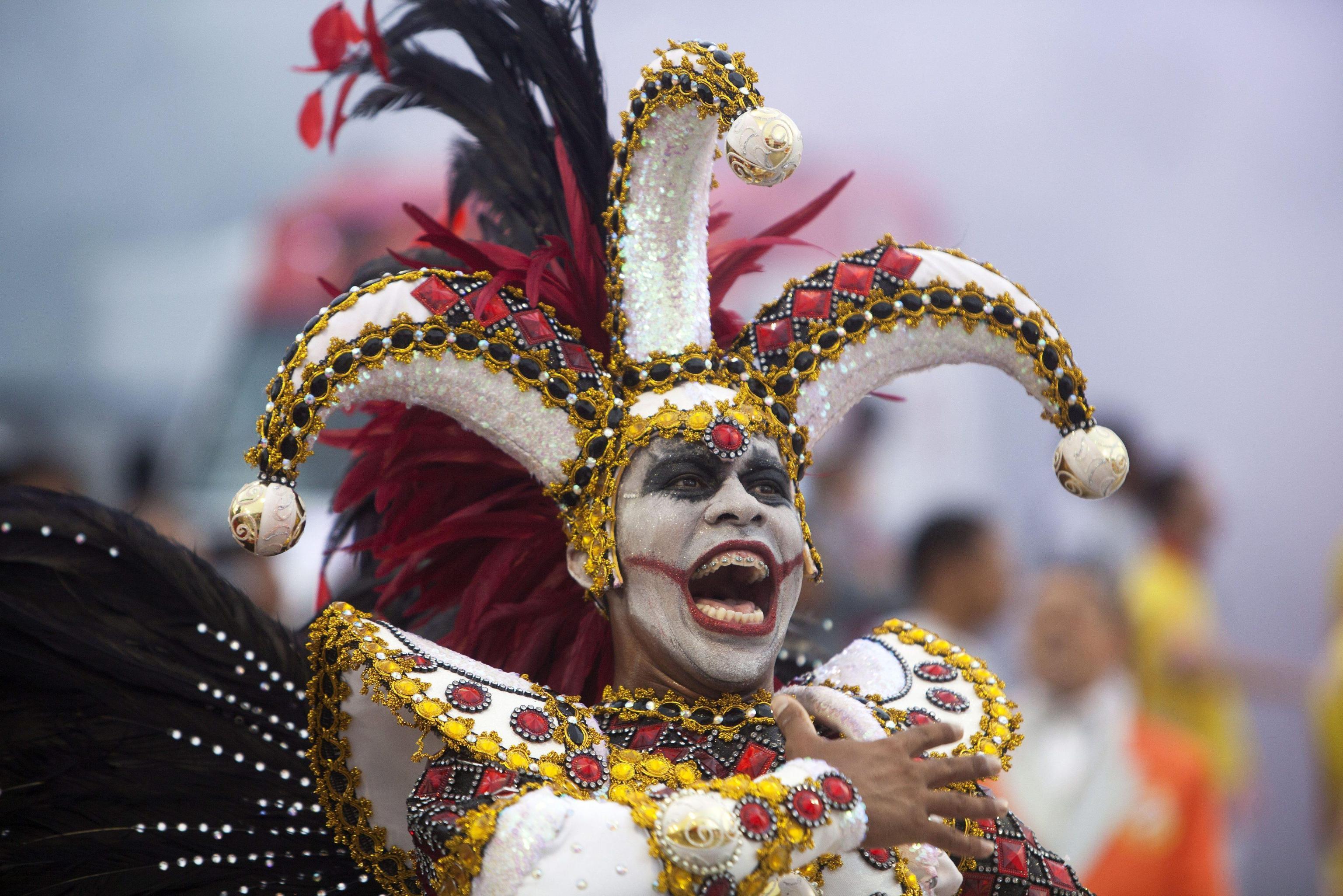 Nelle Foto Del Carnevale Brasiliano Ci Sono Calcio Formula 1 E Samba 