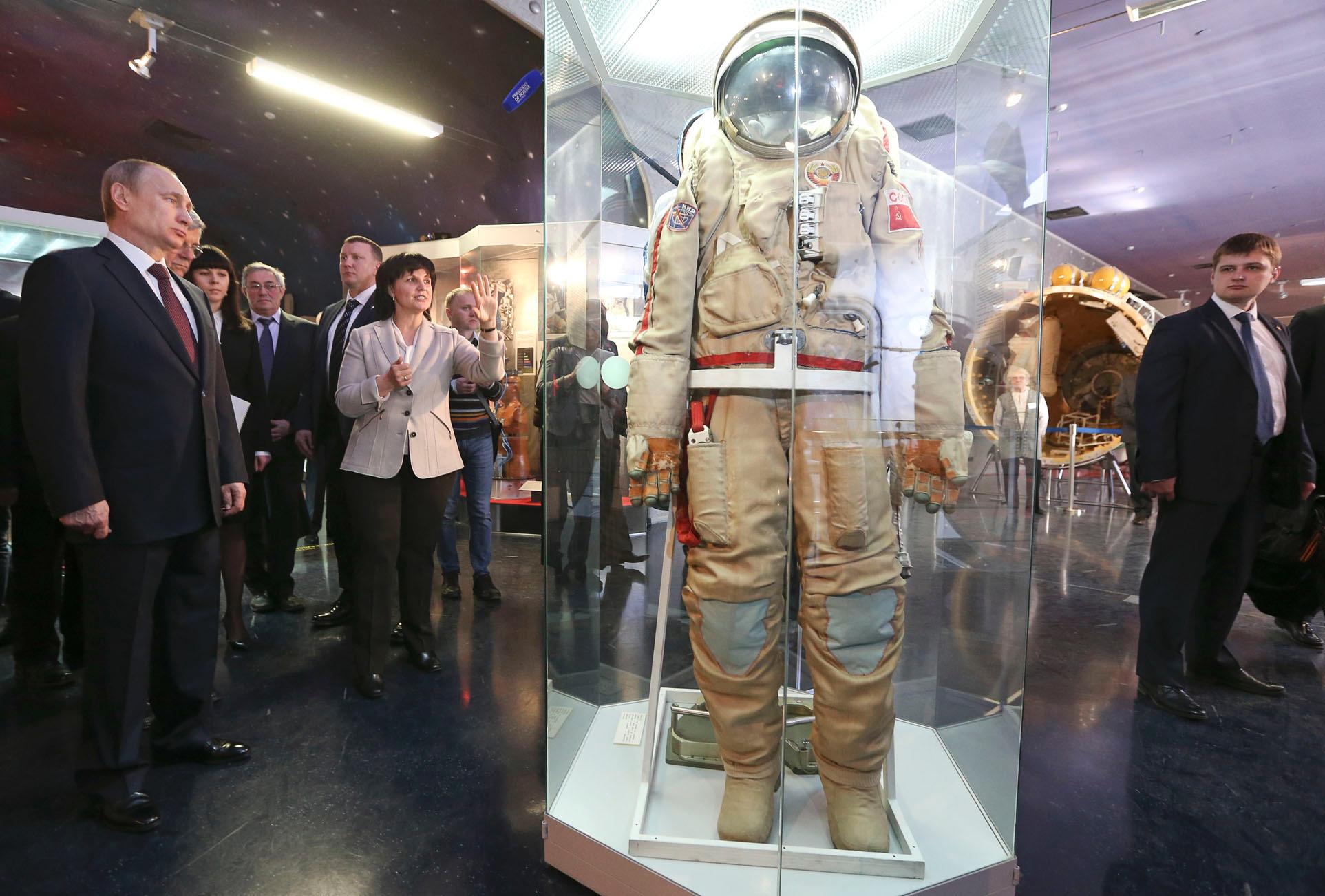 53 Anni Dopo Gagarin Passeggiata Spaziale Per Vladimir Putin Al
