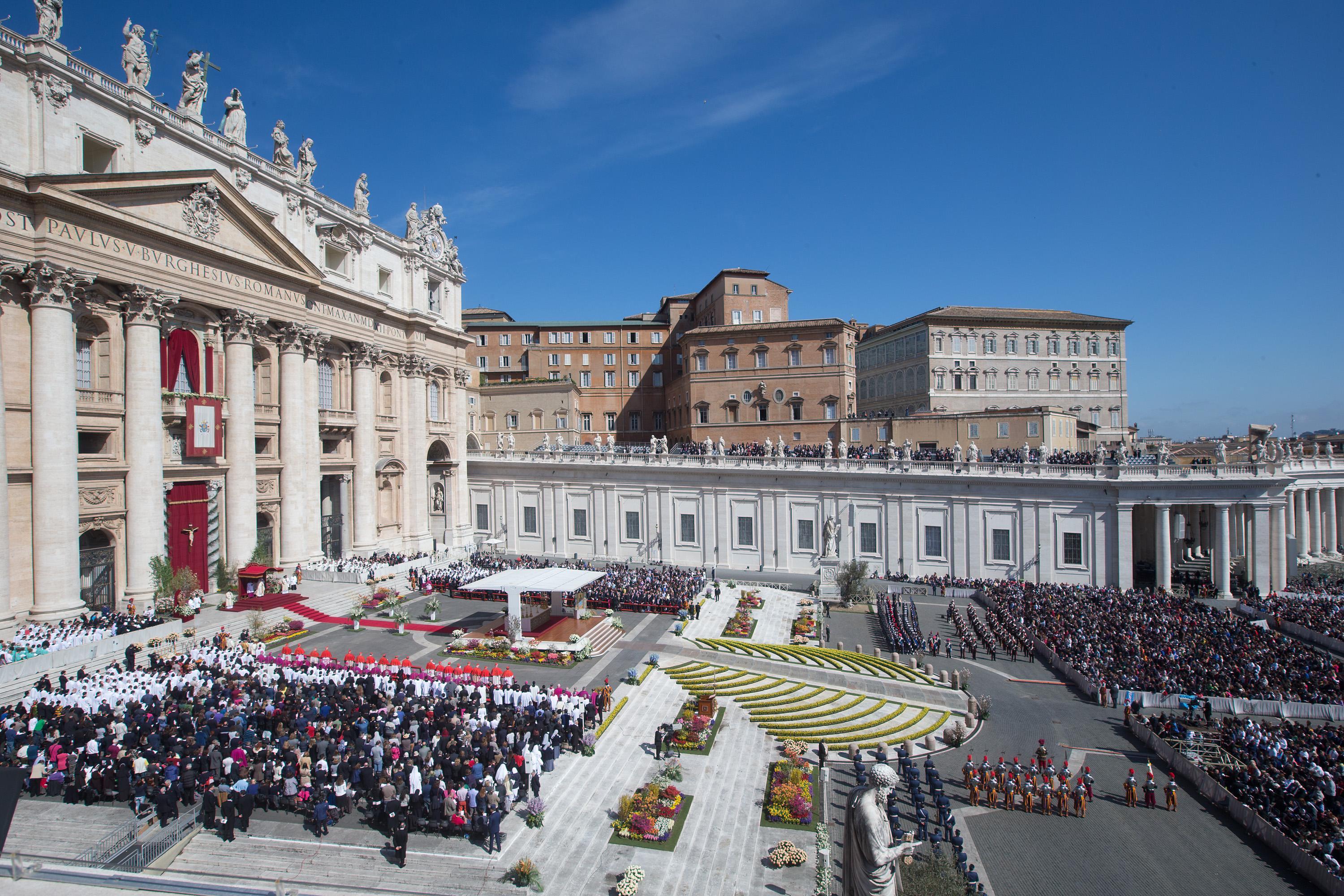 Papa Francesco Celebra La Messa Di Pasqua A San Pietro Photogallery 