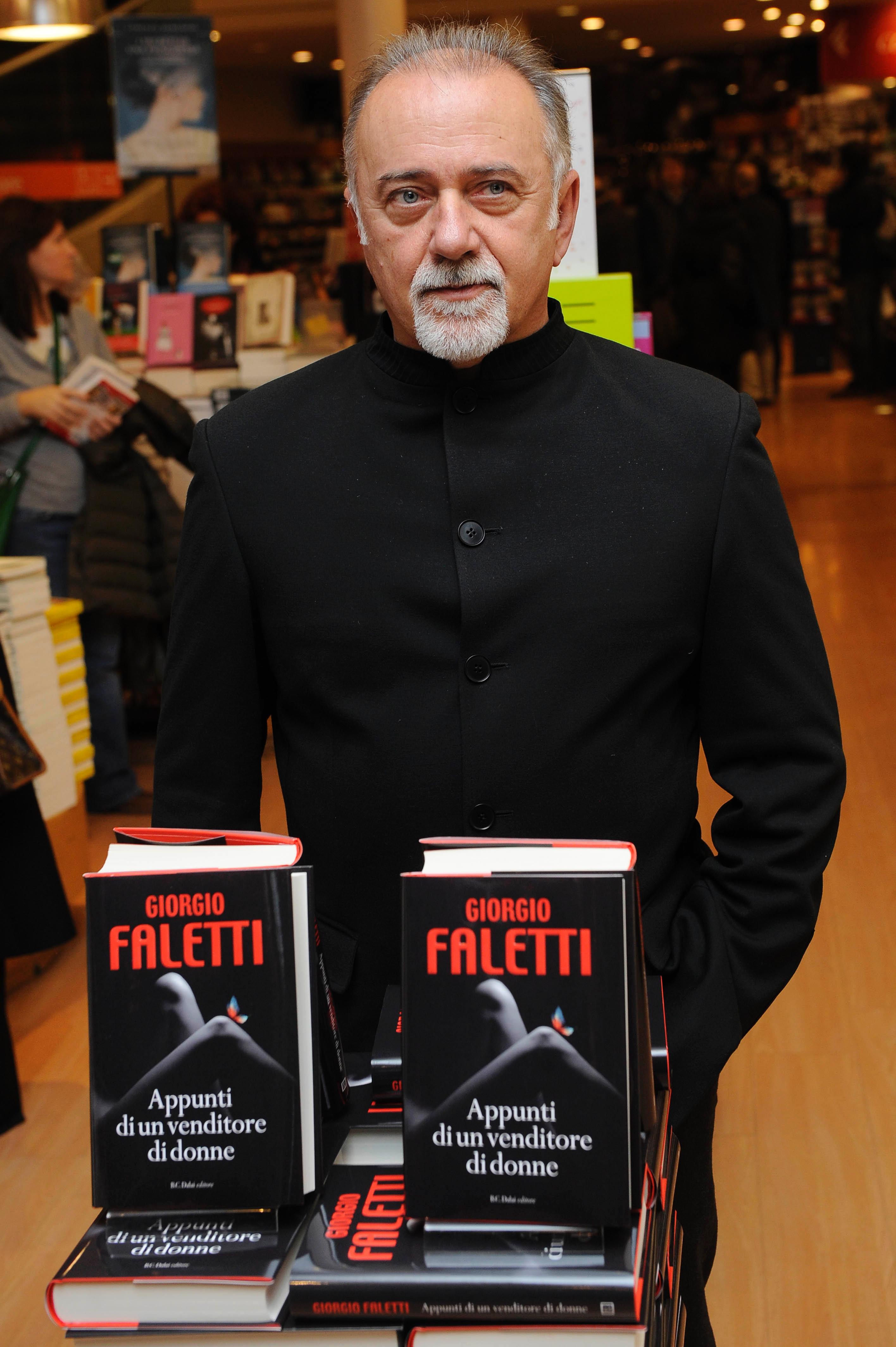 Get Giorgio Faletti Images