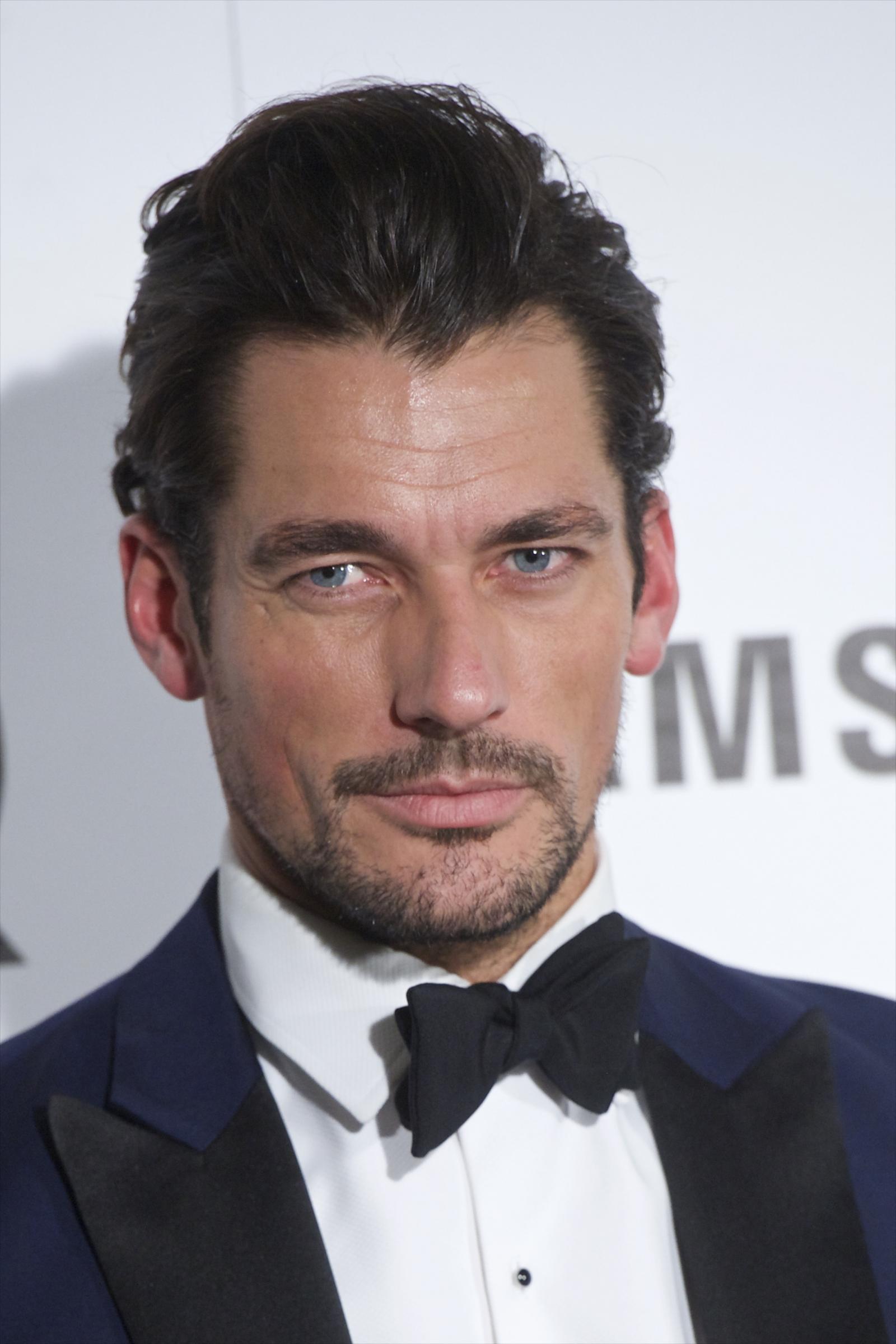 Sguardo e sensualità, è David Gandy, l'uomo più bello del mondo Photogallery Rai News Sguardo e sensualità, è David Gandy, l'uomo più bello del mondo Photogallery Rai News
