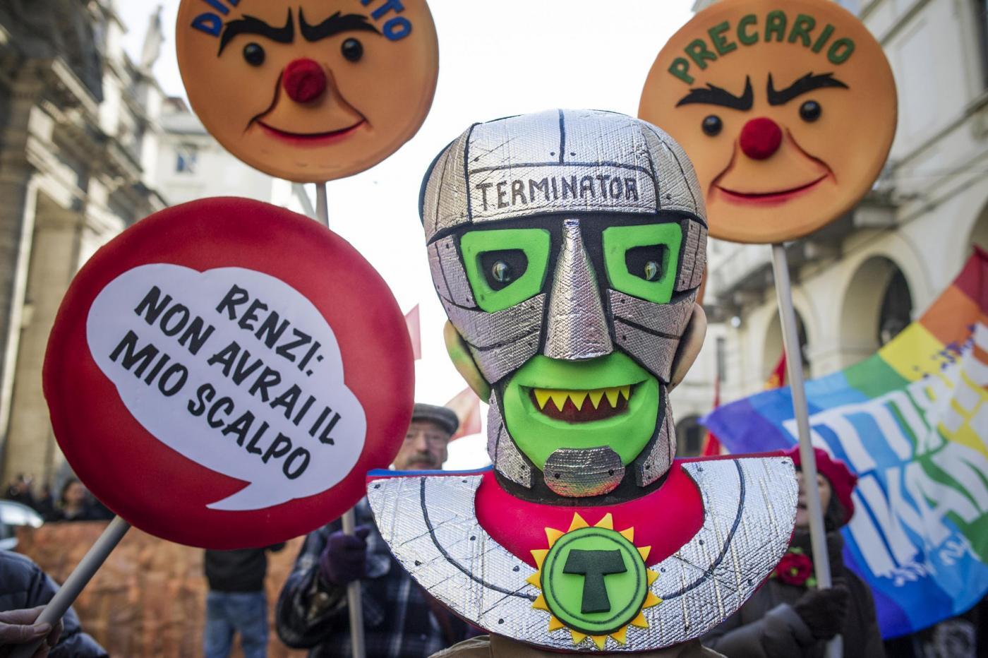 Torino, sciopero generale. Le immagini delle manifestazioni