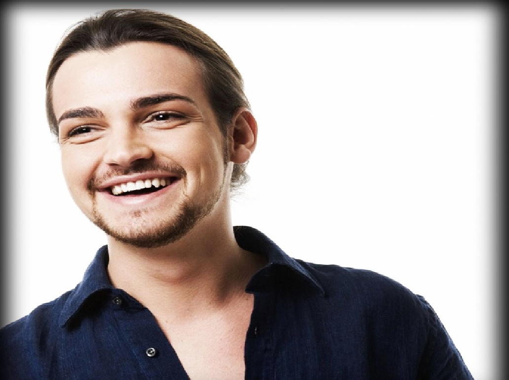 Valerio Scanu è Ballerino per una notte e Lorenzo Fragola presenta il suo ultimo singolo